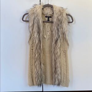 Sweater vest w faux fur trim-XSmall